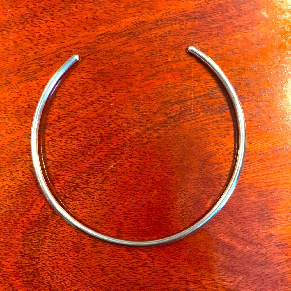 Sterling Neck Wire